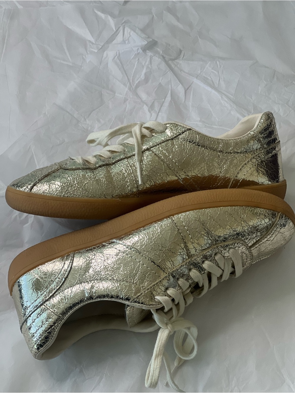 Zara Cracked Metallic Gold Sneakers with Cream Laces - Picture 3 of 15
